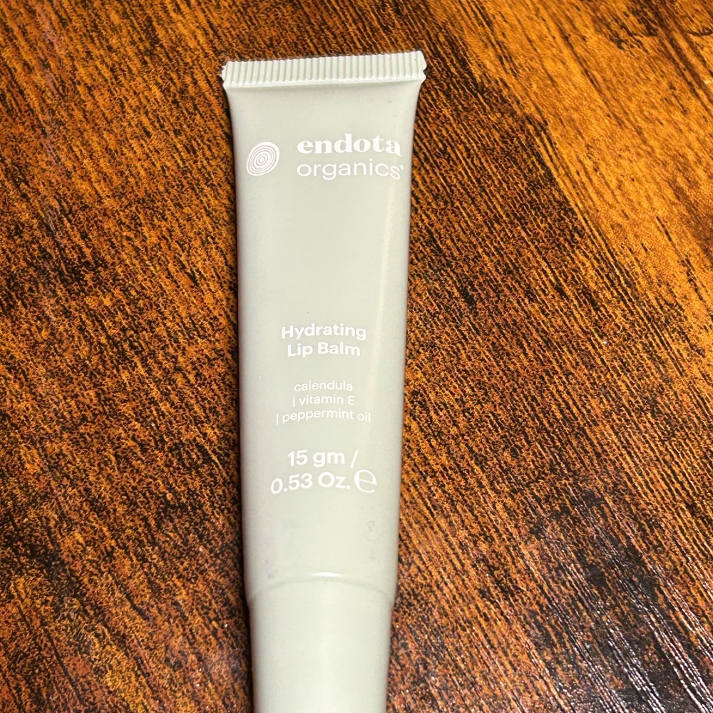 ❤️⭐ Hydrating Lip Balm - Mint Green - Picture 4 of 4